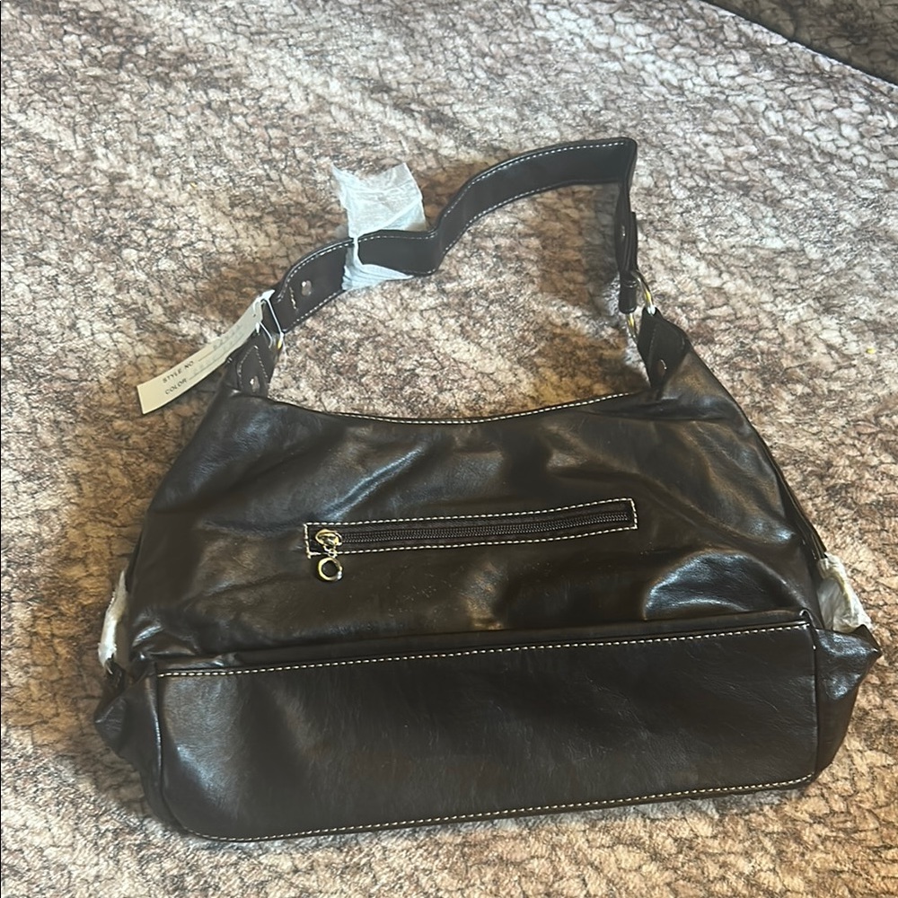 Elegant Black Leather Shoulder Bag